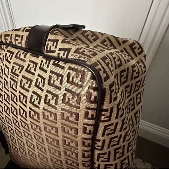 Fendi Tan Shoulder Bag - Picture 8 of 13